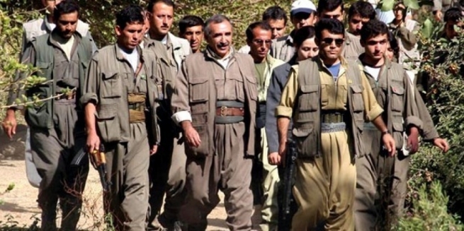 ئەمیری قەتەر خانووێک لە تاران دەکڕێت و بەپێی سەرچاوەكانی هەواڵ، بە نیازی هەڵاتنە بۆ تاران