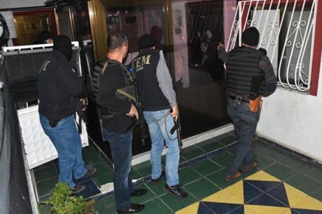 ئیزمیر.. رزگارکردنی ٥٧ پەنابەر لە خنکان