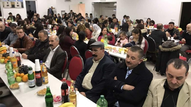  كوردانی ئێزدی له‌ ئه‌ڵمانیا به‌م شێوه‌یه‌ جه‌ژنی رۆژوویان پیرۆز كرد