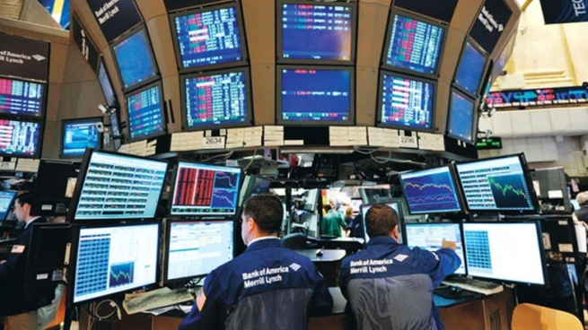 گه‌شه‌ى بازرگانى جيهان رووى له‌ داشكان كردووه‌