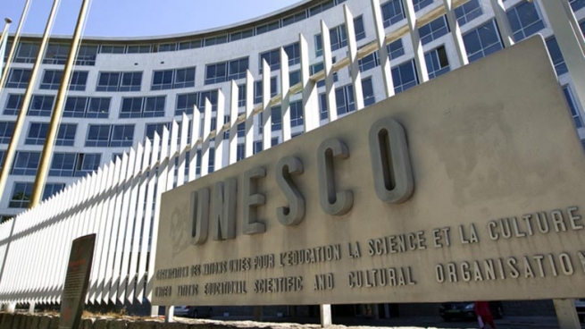  باڵيۆزێكى عه‌ره‌ب داواى لێبوردن له‌ ئيسرائيل ده‌كات