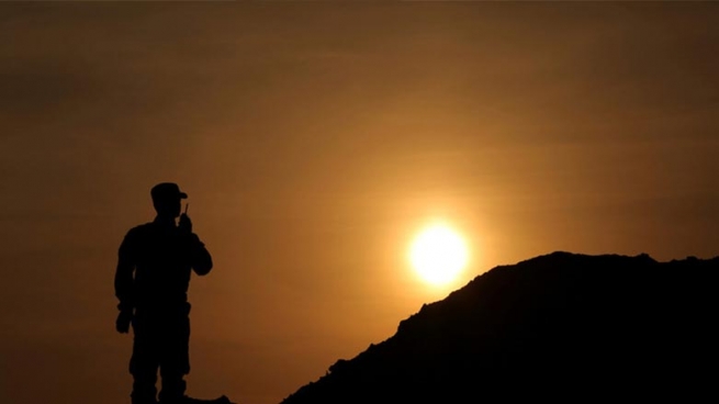 له‌ ته‌له‌عفه‌ر داعش بنه‌وبارگه‌ى پێچايه‌وه‌