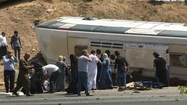 پاسێكى حاجيان له‌ نزيك چه‌مچه‌ماڵ وه‌رگه‌ڕا و دوو هاووڵاتى گيانيان له‌ده‌ستدا