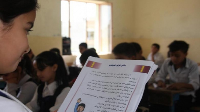 په‌روه‌رده‌: هه‌ر باخچه‌يه‌كى ساوايان و قوتابخانه‌يه‌ك بيناى خۆى نه‌بێت نابێ قوتابى وه‌ربگرێت