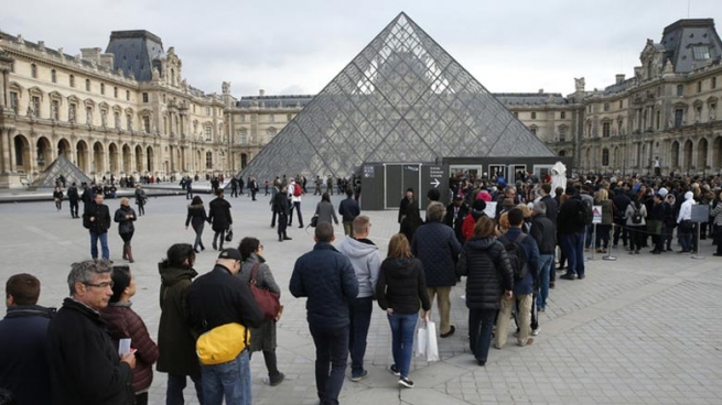 زانیاری نوێ له‌ باره‌ی هێرشكه‌ره‌كه‌ی پاریس ئاشكرا ده‌بێت