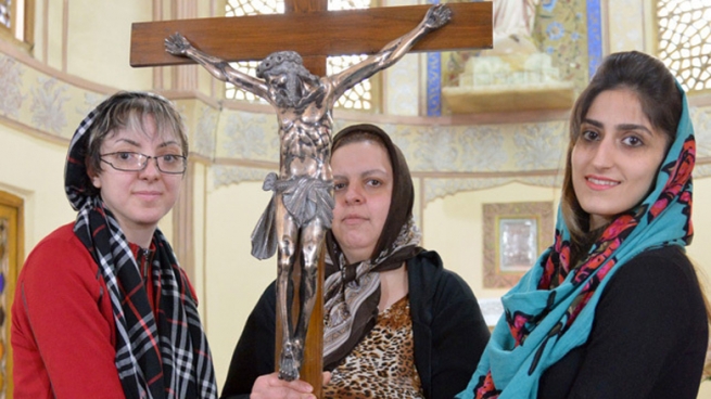 داوای راگرتنی فشاره‌كانی سه‌ر مه‌سیحییه‌ نوێیه‌كانی ئێران ده‌كرێت