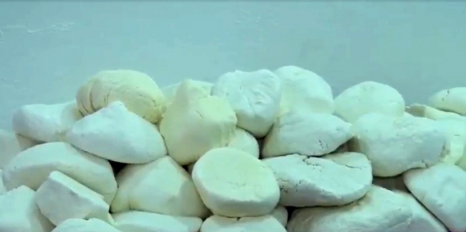  بازاڕی پەنیری كوردی گەرمە