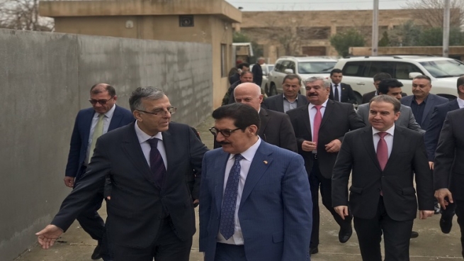 پارتی و شیوعی پێکهێنانی حکوومەتی نوێ تاوتوێ دەکەن