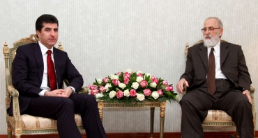 سه‌رۆكی حكومه‌تی هه‌رێم پێشوازی له ميری ئێزدييان و سه‌رۆكی ئه‌نجوومه‌نی ڕووحانى ئێزديان كرد