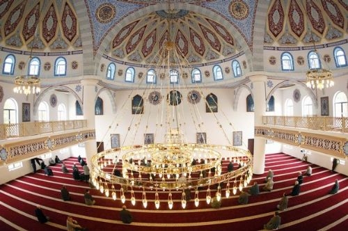 له‌ هه‌ندێك مزگه‌وتی ئه‌ڵمانیا گوتاری تووندئاژۆ ده‌خوێنرێته‌وه 