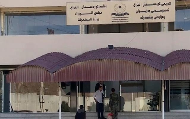   لە چوارچێوەی چاکسازییەکانیەکانی حکوومەتی هەرێمی کوردستاندا لە وەزارەتی پێشمەرگە تا ئێستا ١٨ پۆست ئاڵوگۆڕیان پێ کراوە.