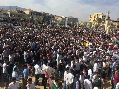  	 زاخۆییەکان خۆپێشاندانیان لە دژی حەشدی شەعبی کرد 