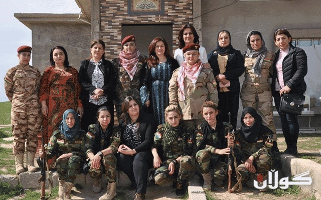  یەکێتی ئافرەتانی کوردستان سەردانی دووھێزی پێشمەرگەی کچانیان کرد