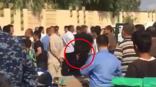  لایه‌نگرانی گۆڕان له‌ كه‌لار به‌ چه‌كه‌وه‌ هه‌ڵده‌كوتنه‌ سه‌ر بنكه‌یه‌كی ده‌نگدان 