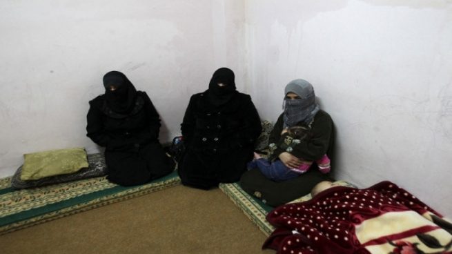 داعش بازاڕی فرۆشتنی کچە رفێندراوەکان بۆ حەویجە دەگوازێتەوە