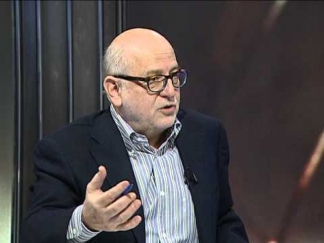 نووسەرێكی ناوداری عەرەب: كورد قبوڵ ناكا لە سایەی ڕژێمی حەشدی شەعبیدا بژی