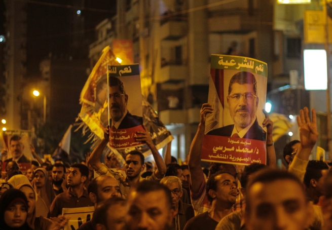 خۆپیشاندانی ئیخوانه‌کان له‌ چه‌ند شارێکی میسر ده‌ستیپێکرده‌وه‌