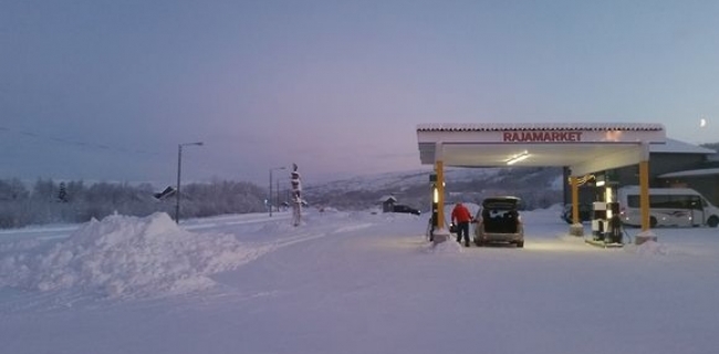 پلەی گەرما لە فینلاند دەگاتە 40 پلەی ژێر سفر 