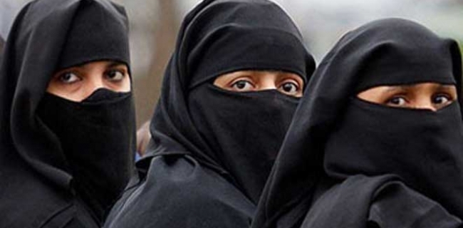  داعش بڕیارێک لەبارەی ژنە نیقابپۆشەکان دەردەکات 