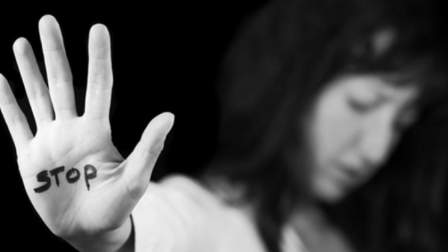  ئافره‌تێكى سعودى به‌ چه‌قۆ هاوسه‌ره‌كه‌ى خۆى كوشت 