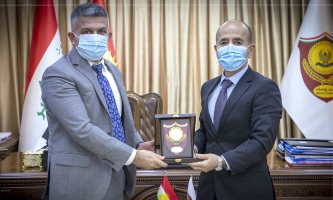 ئەفسەرێکی پێشمەرگە بڕوانامەی زانکۆیەکی جەنگیی ئەمریکای بەدەست هێنا