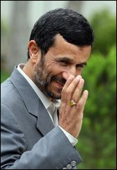  (ئه‌حمه‌دینه‌ژاد) له‌مه‌ودا چی كارێك ده‌كات؟