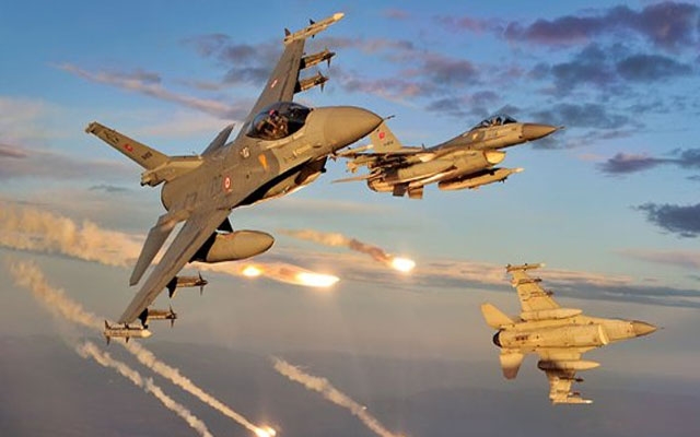 له‌ یه‌مه‌ن به‌هۆی هێرشی هاوپه‌یمانی عه‌ره‌بی 9 كه‌س كوژران