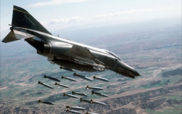 فرۆكه‌ جه‌نگییه‌كانى هاوپه‌یمانان له‌ سوریا هێرشیان كرده‌ سه‌ر به‌ره‌ى نوسره‌