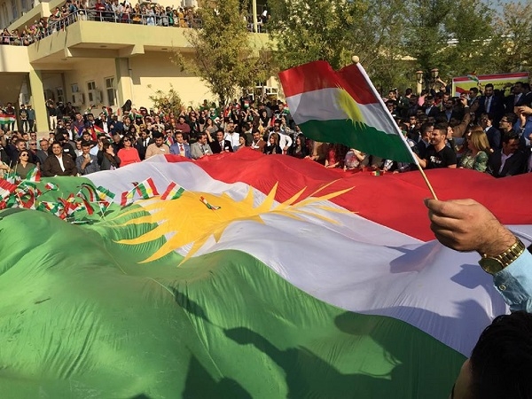  ئەمڕۆ چەندین مەراسیم بە بۆنەی رۆژی ئاڵاوە بەڕێوە دەچن 