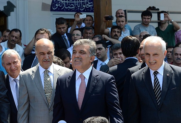 عەبدوڵڵا گول: ئاواتی هەر هەموومان دەستورێكی نوێ و دیموكراتیكە