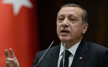  ئەردۆغان بە تووندی وەڵامی سەرۆک شارەوانییەکی بەدەپە دەداتەوە 