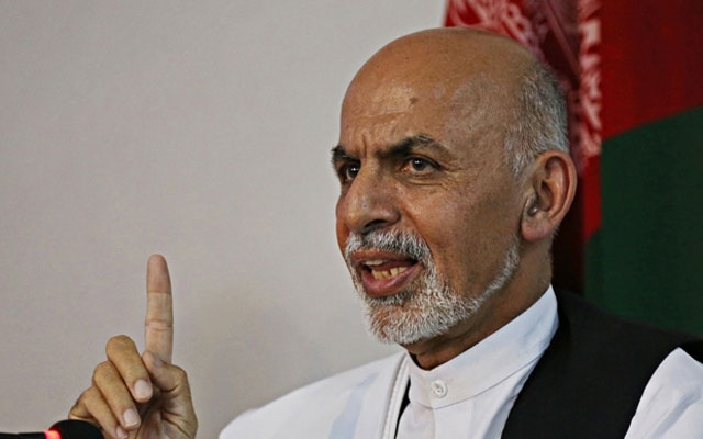 سەرۆکی ئەفغانی شەری پیرۆز لە دژی گەندەڵی رادەگێنی