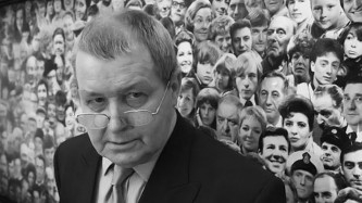 نووسەری درێژترین زنجیرە لە مێژوویدا ماڵئاوایی کرد