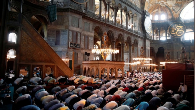 تورکیا و یۆنان لێدوانی تووند دژ بە یەک دەدەن