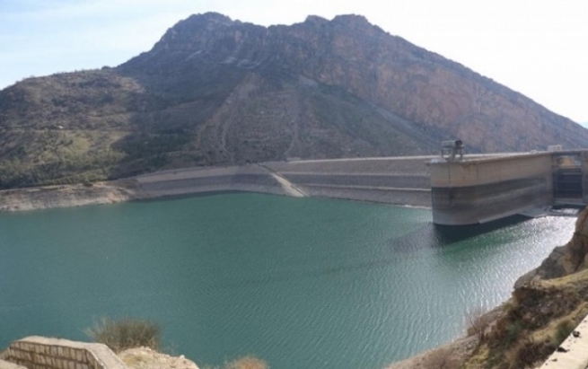 بەڕێوەبەری بەنداوی دەربەندیخان: ئاستی ئاوەکە زیاتر لە ٤ مەتر کەمی کردووە