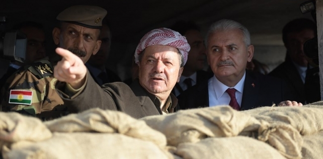  بارزانى: ئه‌وانه‌ى له‌ پشته‌وه‌ خەنجەریان لە پێشمەرگە دا هەمان چارەنووسی داعش دەبێت 