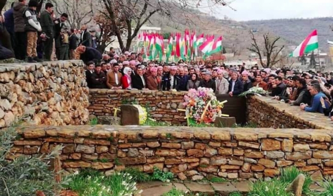 ھەزاران ھاووڵاتی سەردانی مەزاری نەمران دەکەن