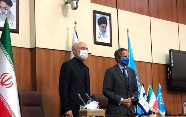 ئاژانسی نێودەوڵەتیی وزەی ئەتۆم: ئێران 10 هێندەی ئەو بڕەی بۆی دیاریکرابوو یۆرانیۆمی پیتاندووە