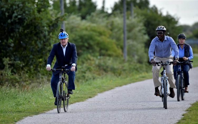 پایسکلەکانی سەرۆک لەپێناو تەندروستیی بەریتانییەکاندا