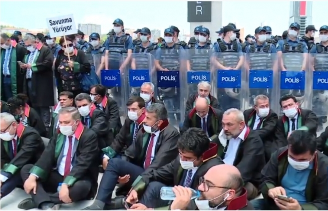 دۆخی مافه‌كانی مرۆڤ له‌ توركیا