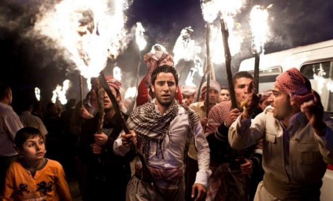 فۆتۆگرافەرێك له‌ ڕێگه‌ی وێنه‌یه‌كی ئاكرێ ده‌بێته‌ خاوه‌ن خه‌لاتێكی جیهانی