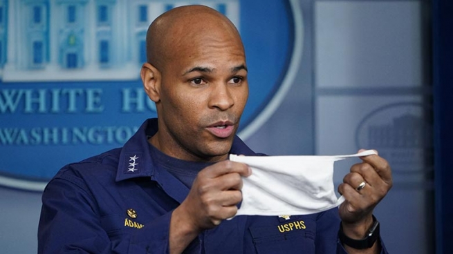 گه‌وره‌ پزیشكی نه‌شته‌رگه‌ریی ئه‌مه‌ریكا ده‌ستی له‌كاركێشایه‌وه‌