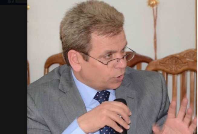  مامۆستایه‌كی زانكۆ: ده‌بێت میدیاكان له‌سه‌ر هه‌ندێك پره‌نسیبی نیشتمانی رێككه‌ون   