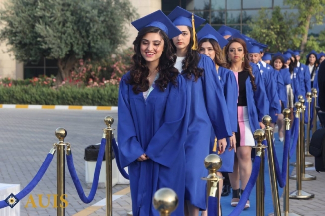 وه‌زاره‌تی خوێندنی باڵا 30 زه‌ماله‌ بۆ خوێندنی باڵا له‌ هه‌نگاریا ڕاده‌گه‌یه‌نێت