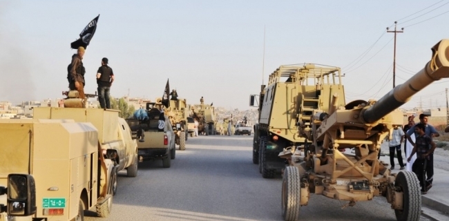  دیپلۆماتكارێكى پێشووى ئێران: داعش چه‌كه‌كانى له‌ ڕێگه‌ى ئێرانه‌وه‌ به‌ده‌ست ده‌گات 