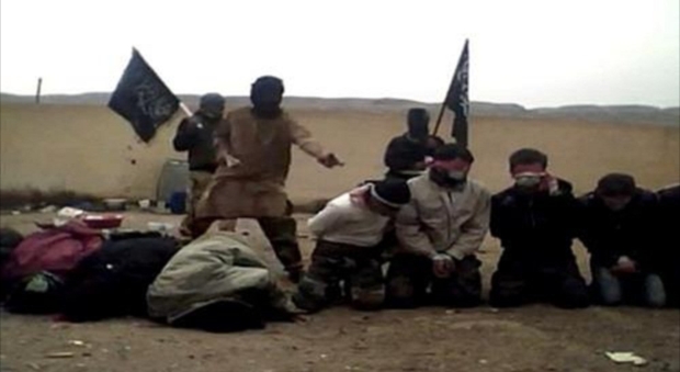 له‌ موسڵ داعش ده‌ستى به‌ گوله‌بارانكردنى چه‌كداره‌ هه‌ڵهاتووه‌كانى كردووه‌