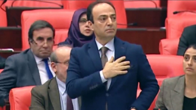 دادگای دیاربه‌كر داوای ده‌ستگیركردنی عوسمان بایده‌میر ده‌كات