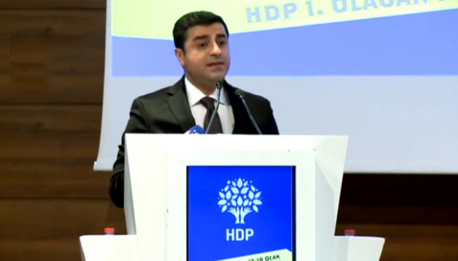  دەمیرتاش: کورد هەوڵی جیابوونەوە نادات لە تورکیا 