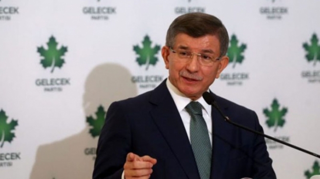 ئەحمەد داودئۆغلۆ: دژایەتیكردنی توركیا لەلایەن وڵاتانەوە لاوازیی سیاسەتی دەرەوە نیشان دەدات