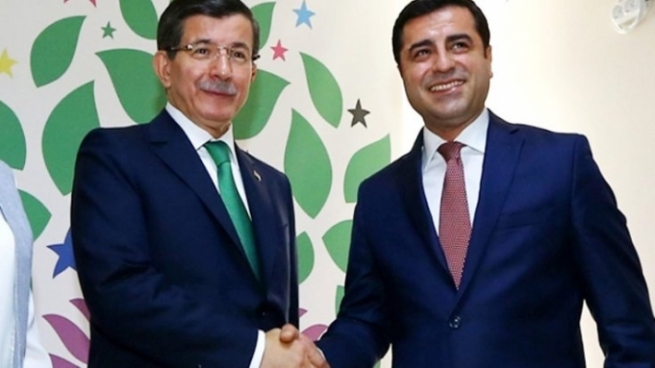 داودئۆغلو: دەمیرتاش لەلایەن حكوومەتی منەوە دەستگیر نەكراوە